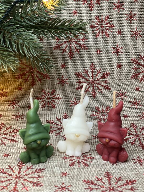 KAĶĪTIS CEPURĪTĒ Bišu vaska svece