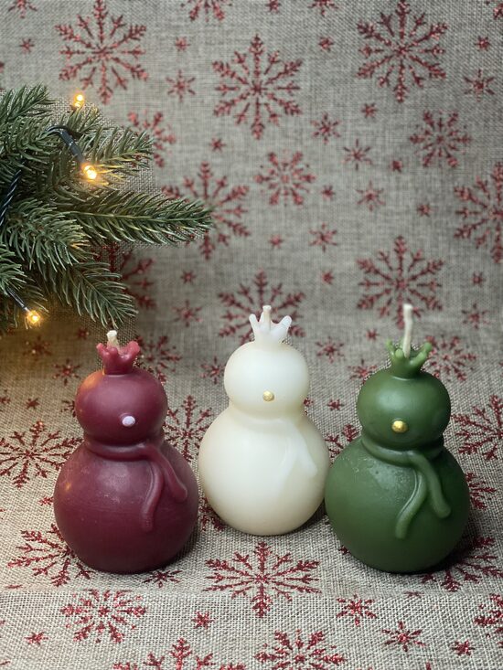 SNIEGAVĪRS Bišu vaska svece